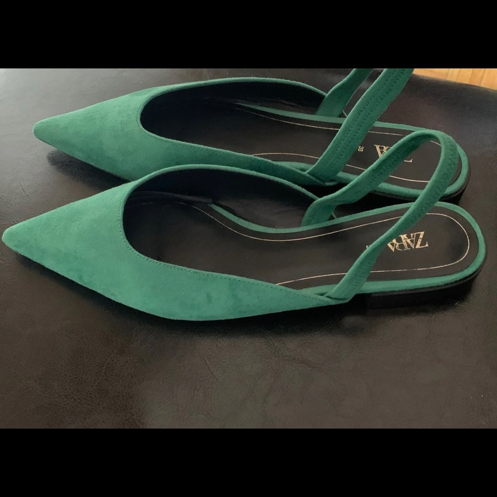 Zara emerald flats -never worn
